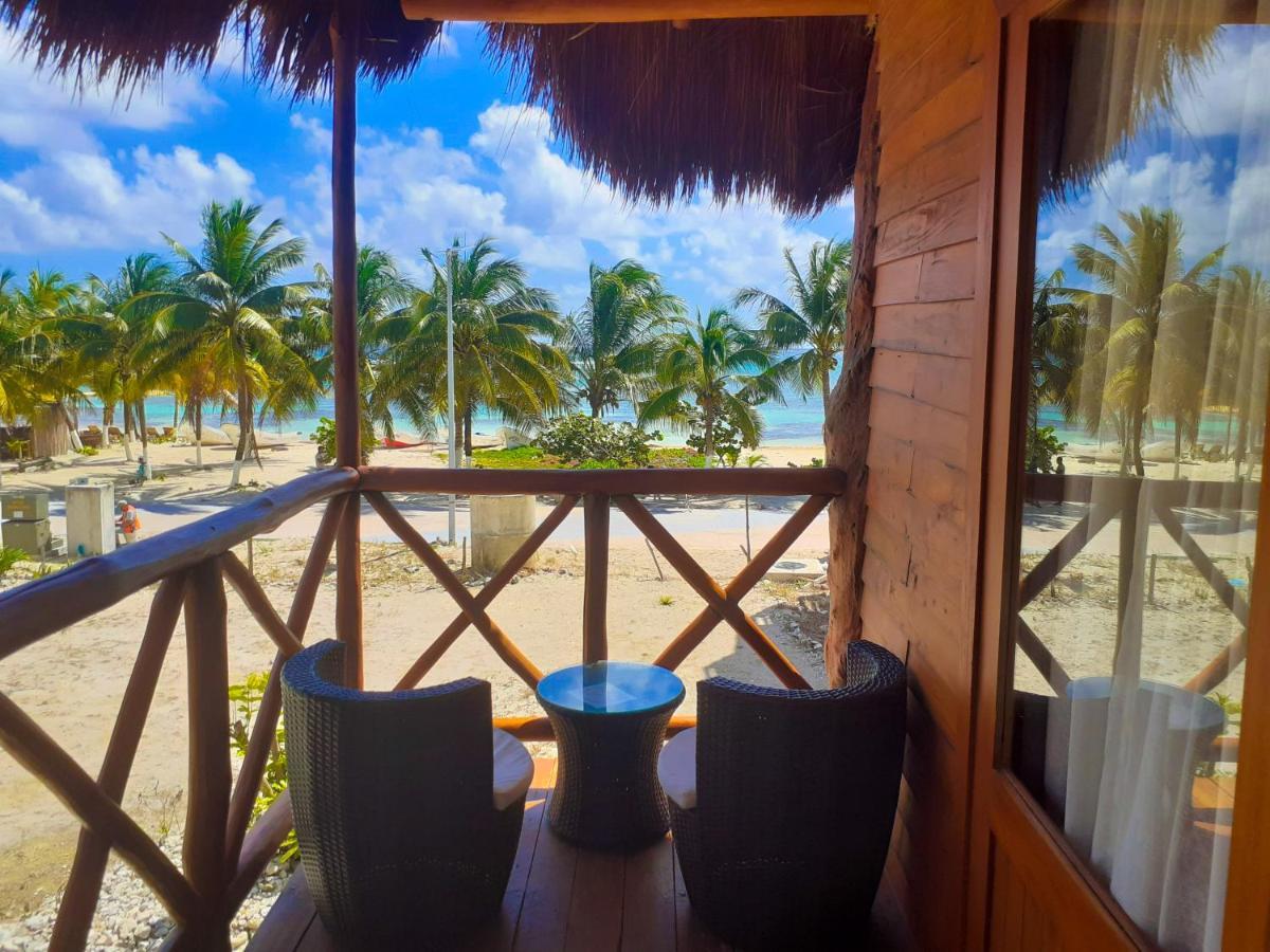 Palmeras de Mahahual Cabañas Bagian luar foto